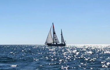 Игорь Зарецкий борется с поломками и продолжает нагонять соперников в Golden Globe Race 2018