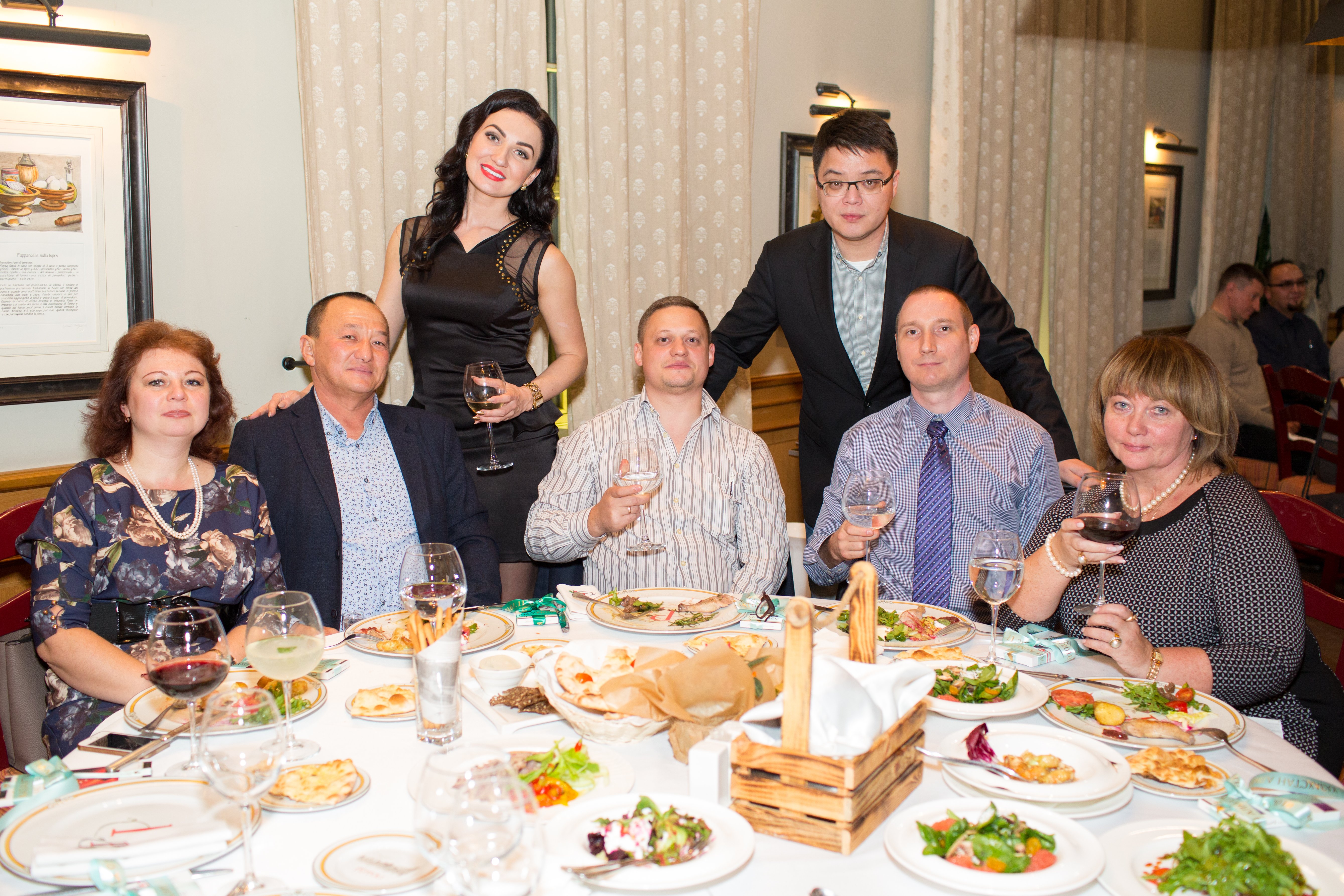 Деловой ужин для клиентов «Дубль В – Евразия» состоялся в Казахстане